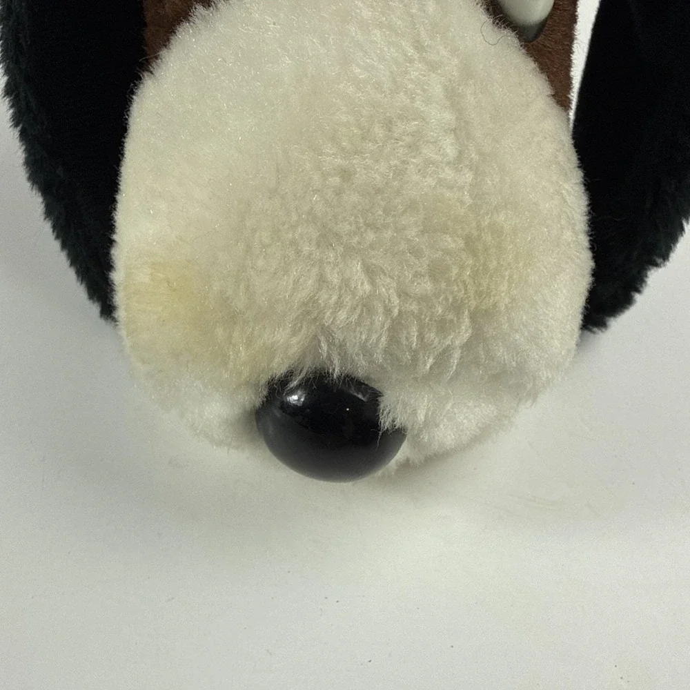 Vintage Atlanta Novelty Gerber Basset Hound‎ Plush Wind Up Music Box Lullaby Dog
